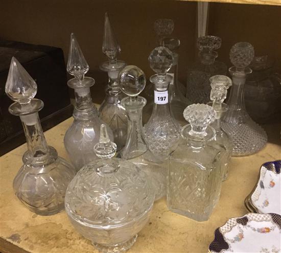 Assorted decanters / glassware